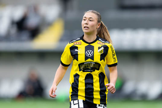 Häckens Alexandra Hellekant