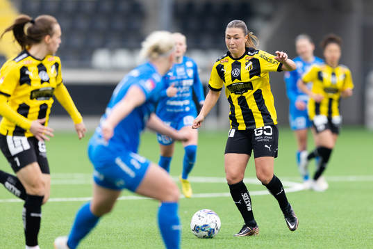 Häckens Alexandra Hellekant