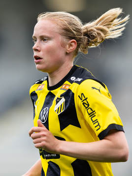 Häckens Julie Blakstad