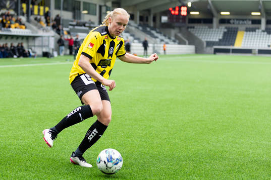 Häckens Julie Blakstad
