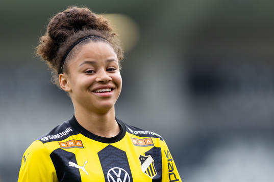 Häckens Felicia Schröder
