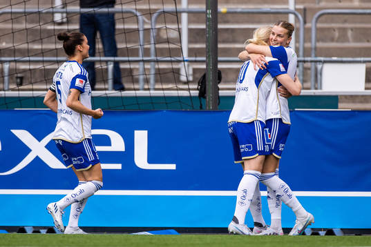 IFK Norrköpings Wilma Leidhammar har gjort 2-0 och jublar