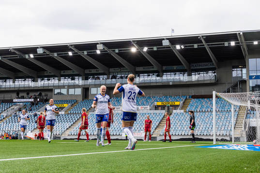 IFK Norrköpings My Cato, Wilma Leidhammar och Diljá Ýr