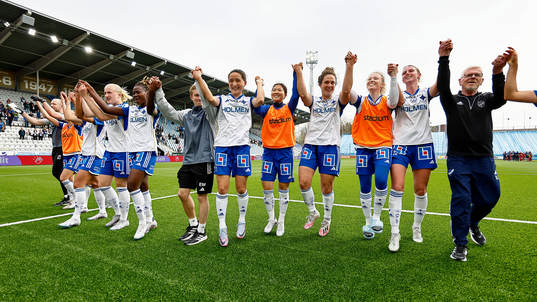 IFK Norrköpings spelare jublar