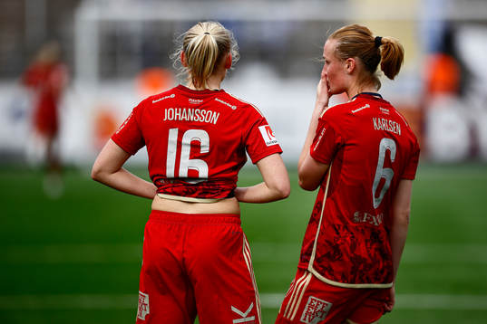 <djdj16<och Kamilla Lilhammer Karlsen deppar