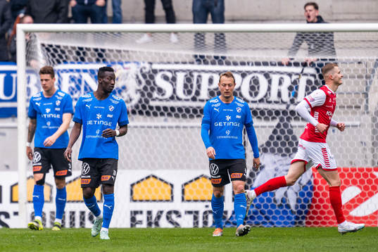 Halmstads Naeem Mohammed och Joel Allansson deppar