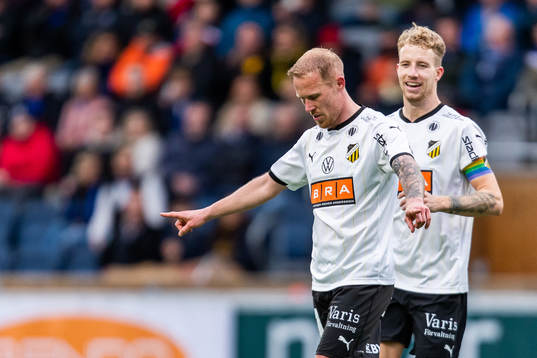 Häckens Mikkel Rygaard Jensen jublar