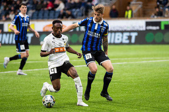 Häckens Benie Adama Traore och Sirius Marcus Klingenberg