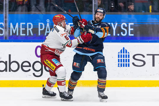 Modos Daniel Brickley och Djurgårdens Stefan Elliott