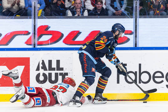 Modos Niklas Folin och Djurgårdens Ludvig Rensfeldt