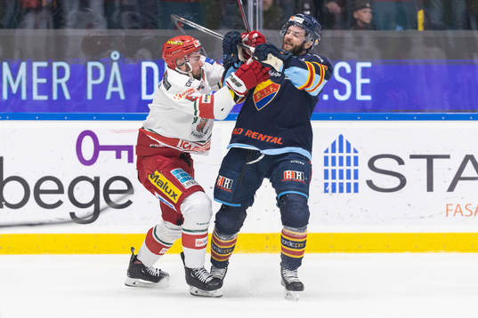 Modos August Berg och Djurgårdens Stefan Elliott