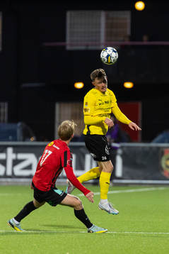 Mjällbys Noah Persson och Brommapojkarnas Alexander Jensen