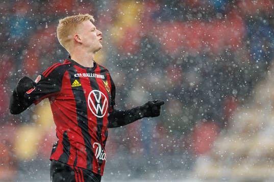 Östersunds Malcolm Stolt jublar