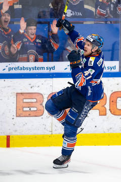 Växjös Ludvig Nilsson jublar