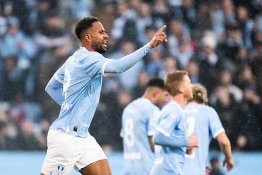 Malmö FFs Isaac Kiese Thelin jublar