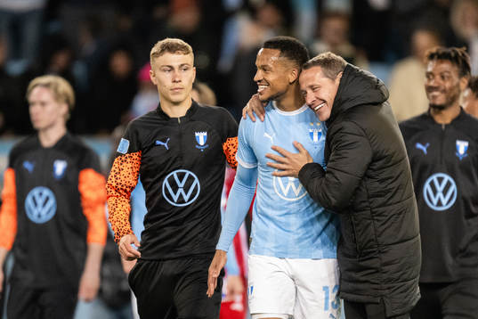 Malmö FFs Martin Olsson och assisterande tränare Nikola