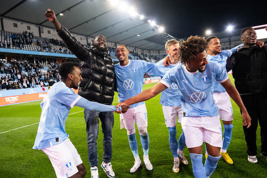 Malmö FFs spelare jublar