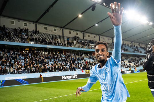 Malmö FFs Taha Ali jublar