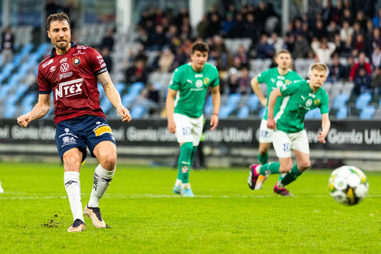 Örgrytes Jonathan Azulay gör 2-2 på straff