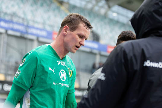 Jönköpings Södras Alexander Berntsson går av planen