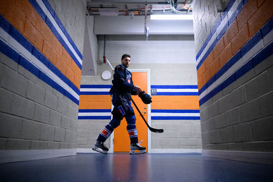Växjös Hardy Häman Aktell innan final fem i SHL mellan