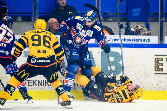 Bråk mellan Växjös Hardy Häman Aktell och Skellefteås
