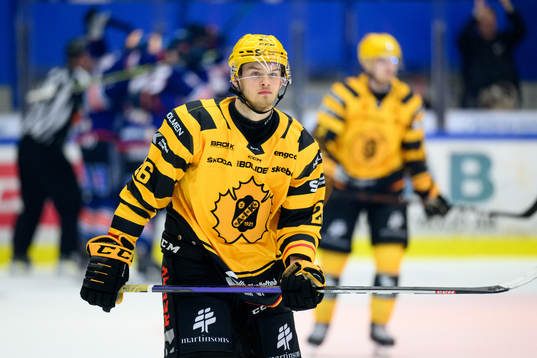 Skellefteås Simon Robertsson deppar