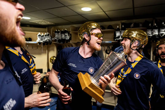 Växjös Ludvig Nilsson och Hugo Gustafsson jublar med