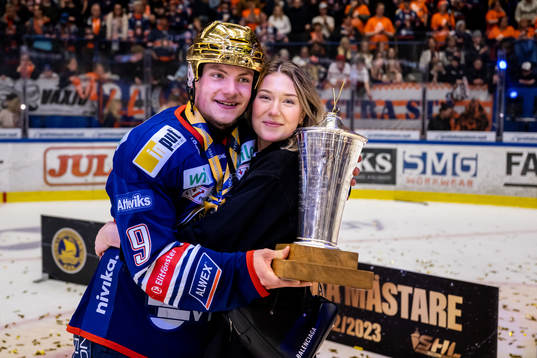 Växjös Victor Stjernborg med sällskap jublar med LeMat