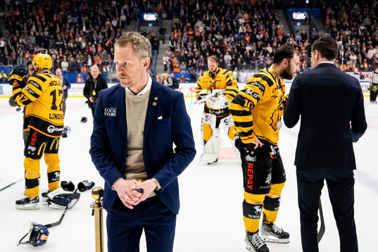 Skellefteås tränare Robert Ohlsson deppar