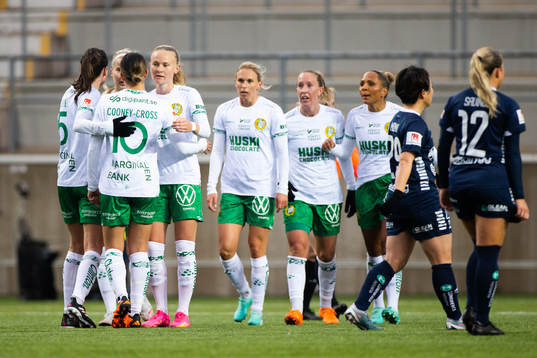 Hammarbys Matilda Vinberg jublar
