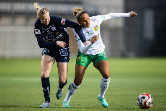 Linköpings Emma Östlund och Hammarbys Madelen Janogy