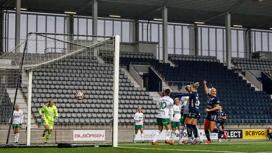 Mål 1-0 av Linköpings Cathinka Friis Tandberg