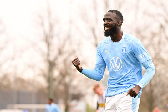 Malmö FFs Mahamé Siby jublar