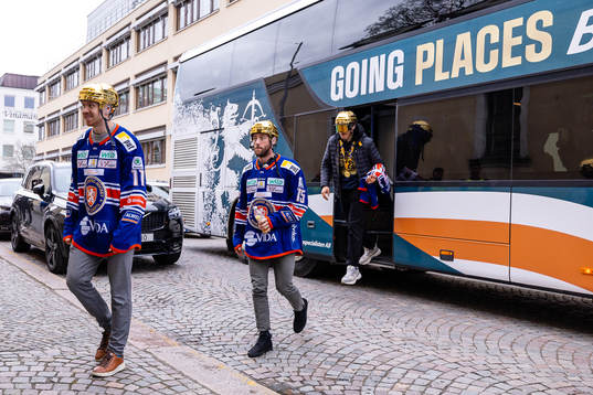 Kalle Kossila, Dan Sexton och målvakt Emil Larmi