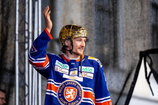 Keegan Lowe