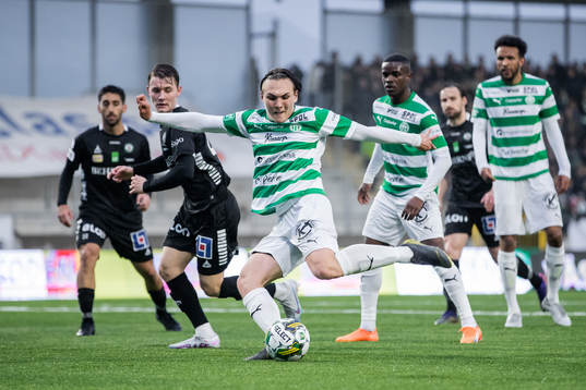 Västerås SKs Miguel Sandberg gör 2-0