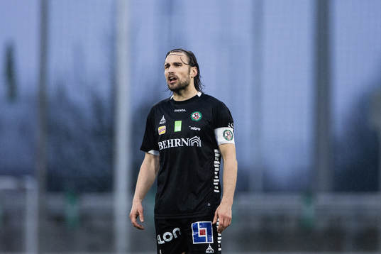 Örebros Kevin Walker deppar