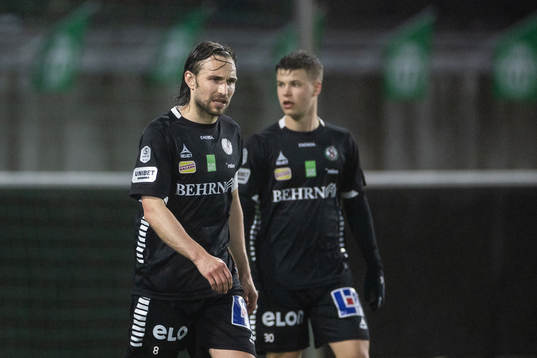 Örebros Kevin Walker deppar