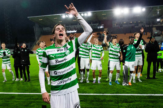 Västerås Max Larsson jublar