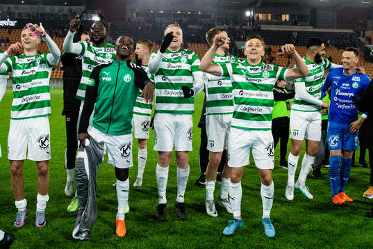 Västerås SKs Jaheem Burke, Simon Johansson och Simon