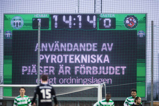 Ett meddelande på ljustavlan på Hitachi Energy Arena om