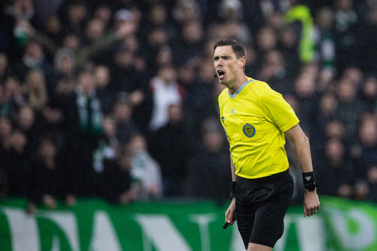 Domare Magnus Lindgren reagerar