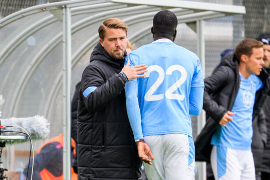 Tränare Theodor Olsson och Mahamé Siby