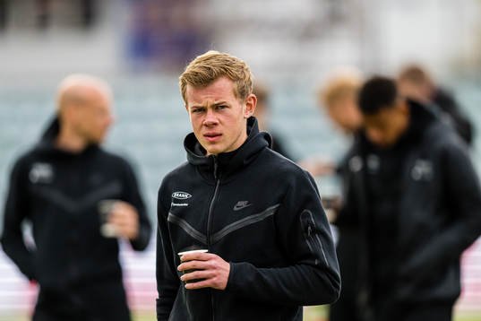 Aune Heggebø of Brann arrives