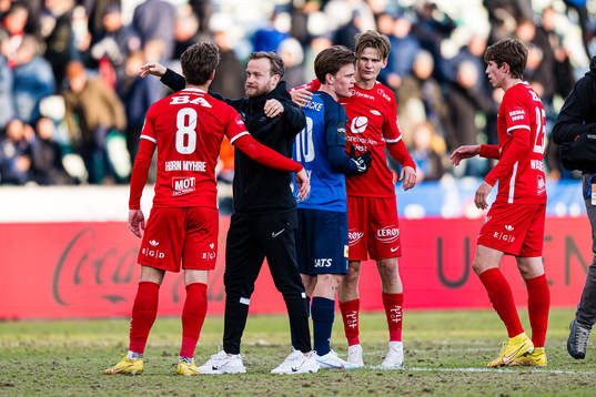 Felix Horn Myhre  and Bård Finne of Brann celebrates