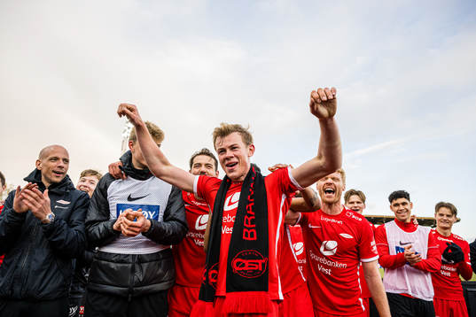Aune Heggebø and Sivert Heltne Nilsen of Brann celebrates