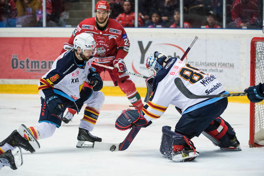 Djurgårdens målvakt Jesper Myrenberg och Stefan Elliott