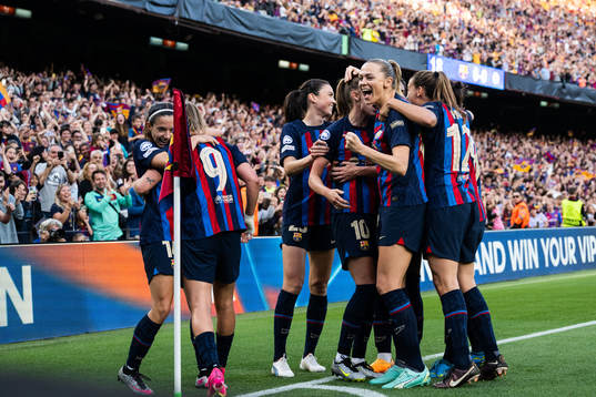 Fridolina Rolfö of Barcelona celebrates with teammates