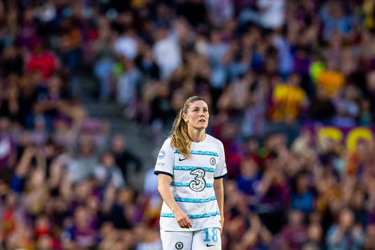 Maren Mjelde of Chelsea looks dejected